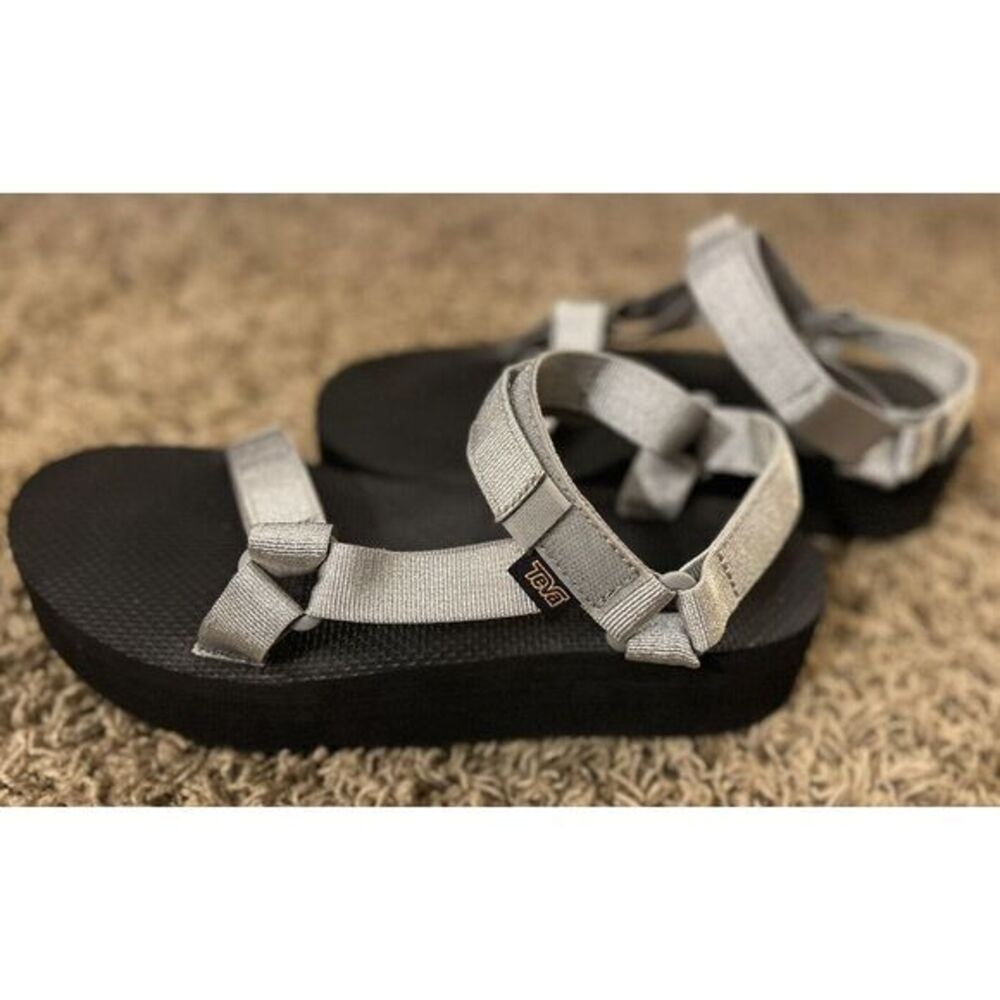 Metallic Silver Te A Flatform Platform Sandals Sz… - image 4